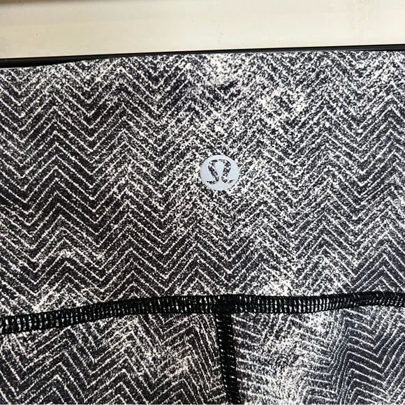 LULULEMON- Wunder Under Pant III Training Workout CrossFit Running Leggings - Picture 5 of 7